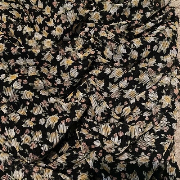 Rabbit Rose black multi floral ruched midi skirt - Picture 3 of 8